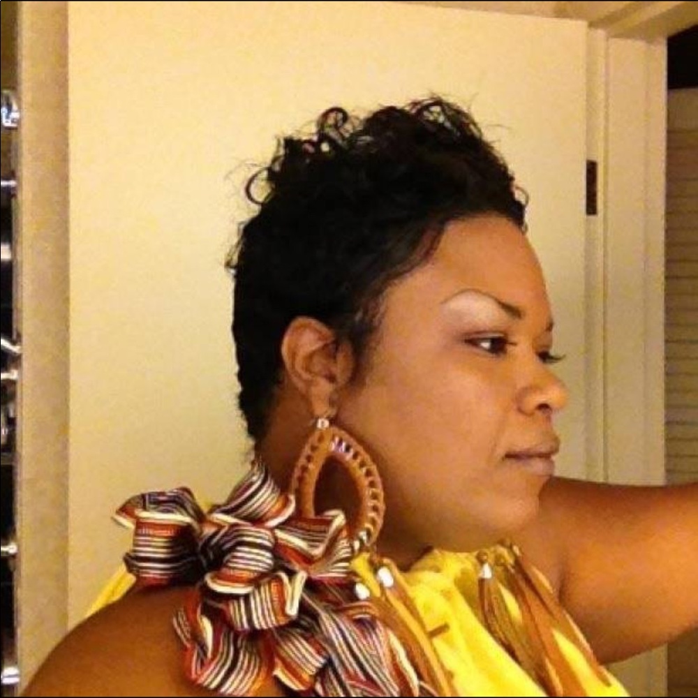 Meet your Posher, Kimya